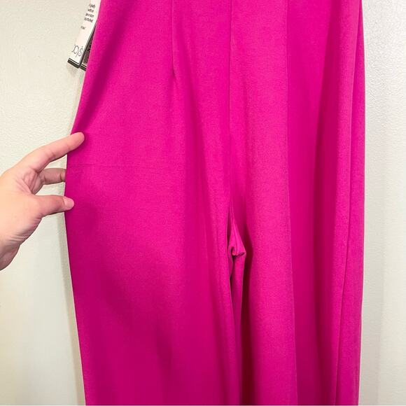 Bebe Sweetheart Neck Sleeveless Scuba Crepe Slit Jumpsuit Fuchsia Pink XS NWT - Picture 4 of 13